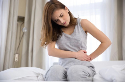 3 Cara Ampuh Usir Kram Menstruasi